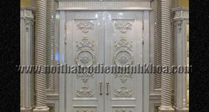 Cửa mặt tiền cổ điển - MT013N