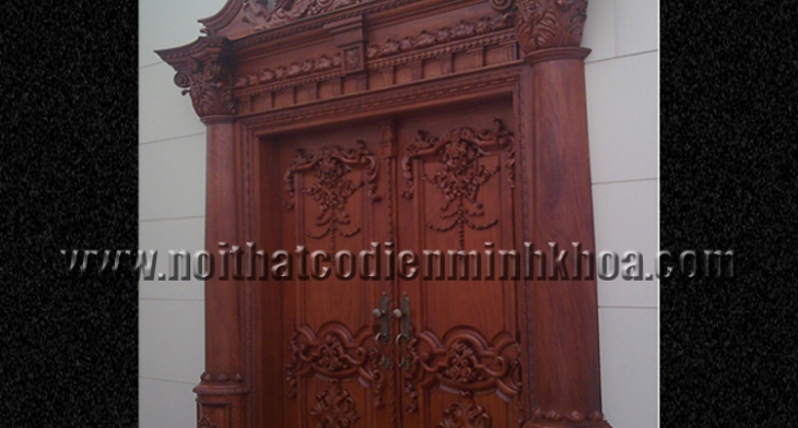 Cửa mặt tiền cổ điển - MT026N